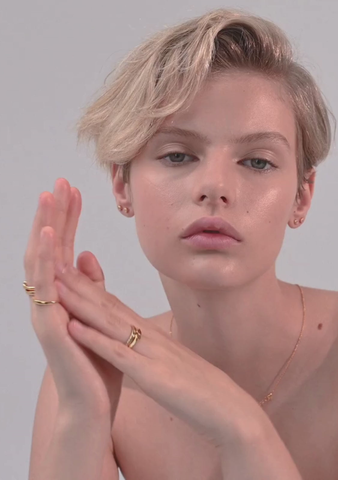 Heart Connection Signet Ring - Gold