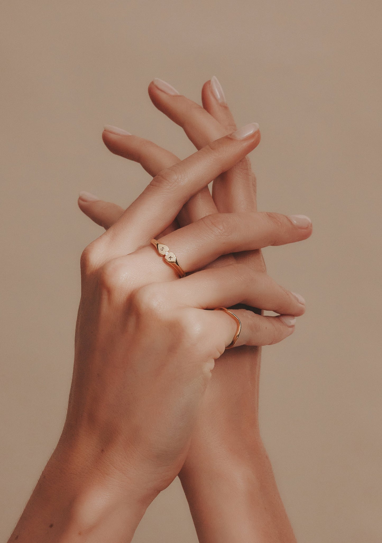 Heart Connection Signet Ring - Gold