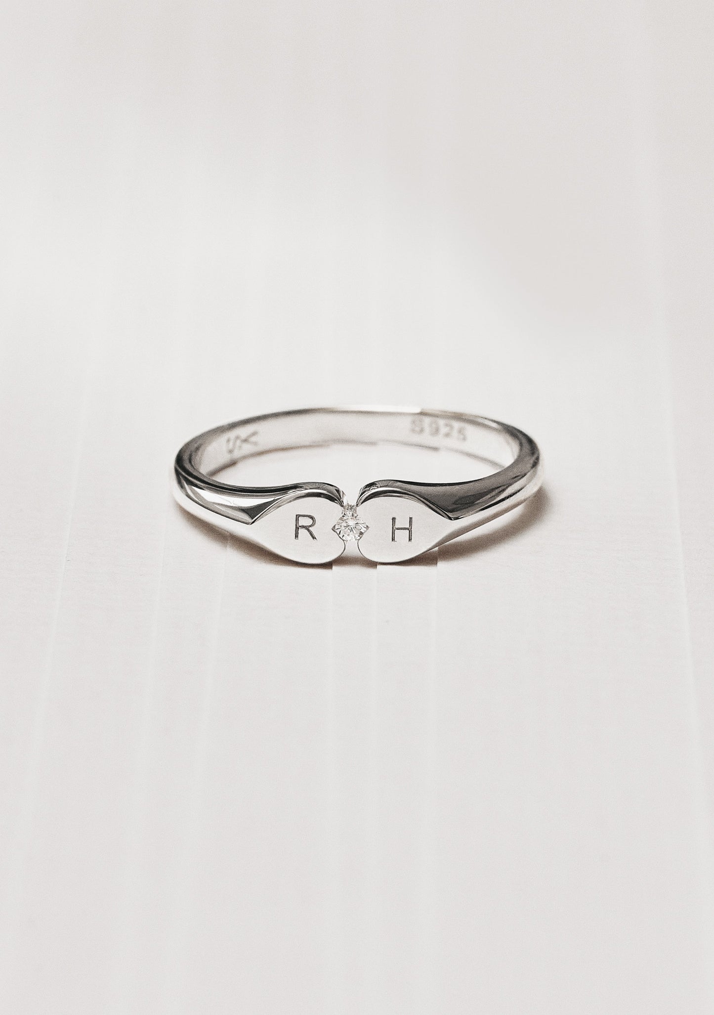 Heart Connection Signet Ring - Silver