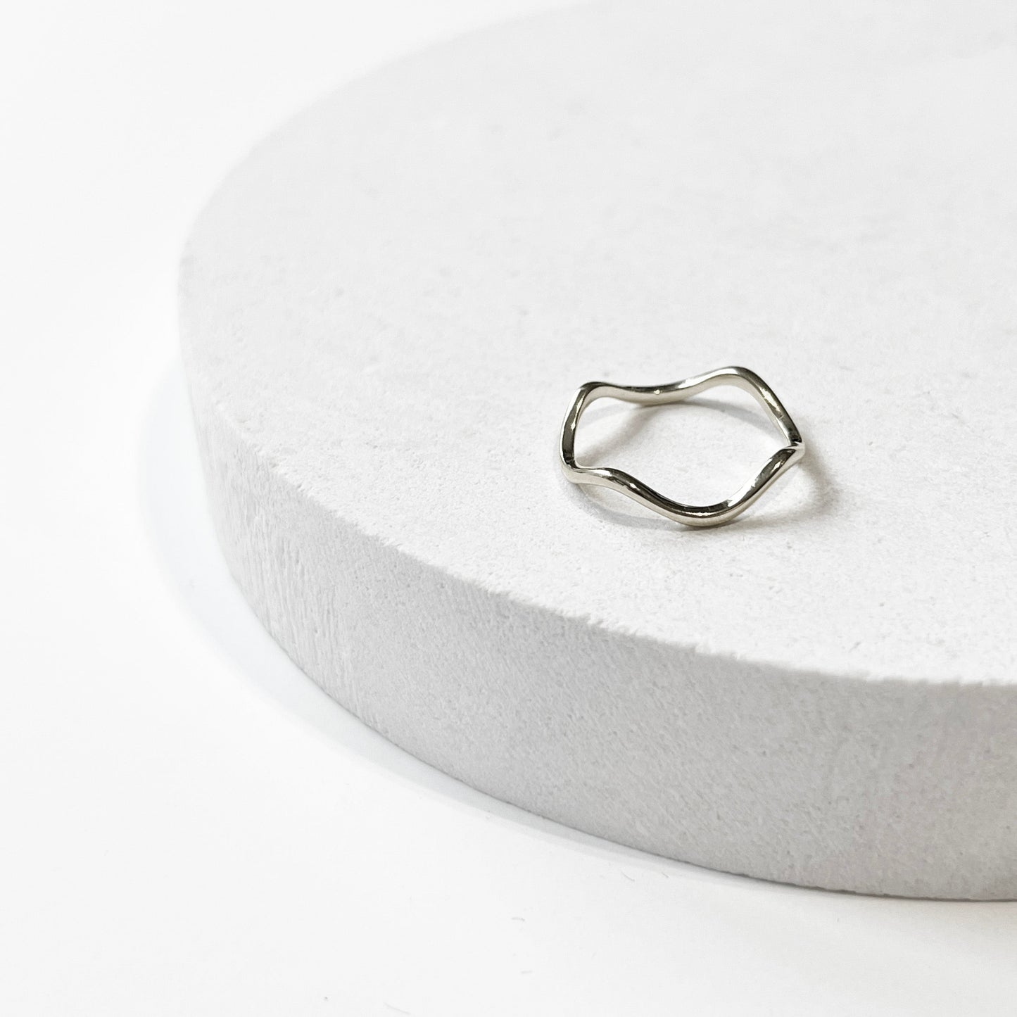 Vera Wave Ring - Silver